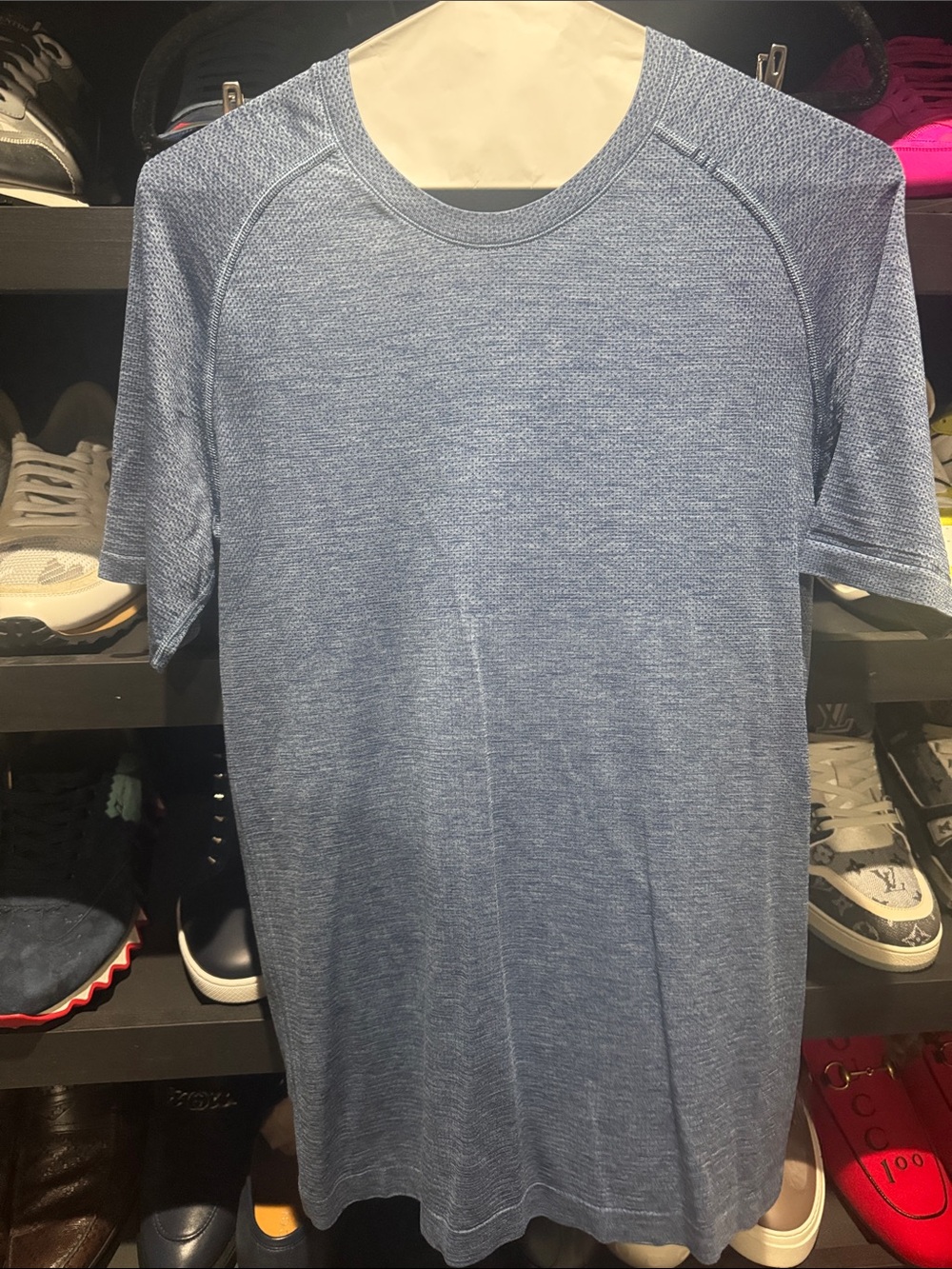 lululemon athletica Men's Heather Sky Blue Short Sleeve Tee